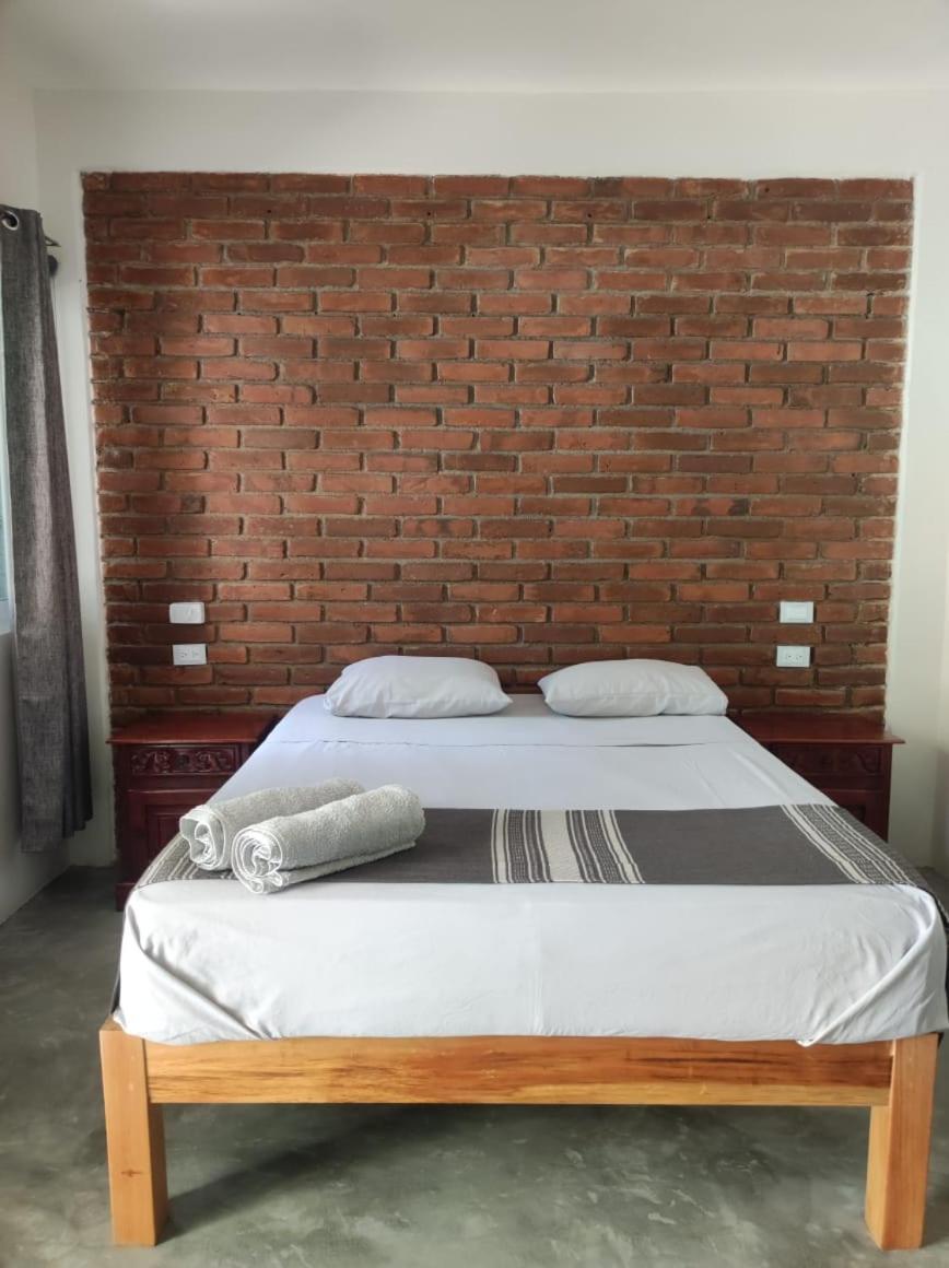 Casa Sixta A 7Min Del Aeropuerto Internacional Pmx Y 2 Cuadras Terminal Autob Ado Hotell Puerto Escondido  Eksteriør bilde
