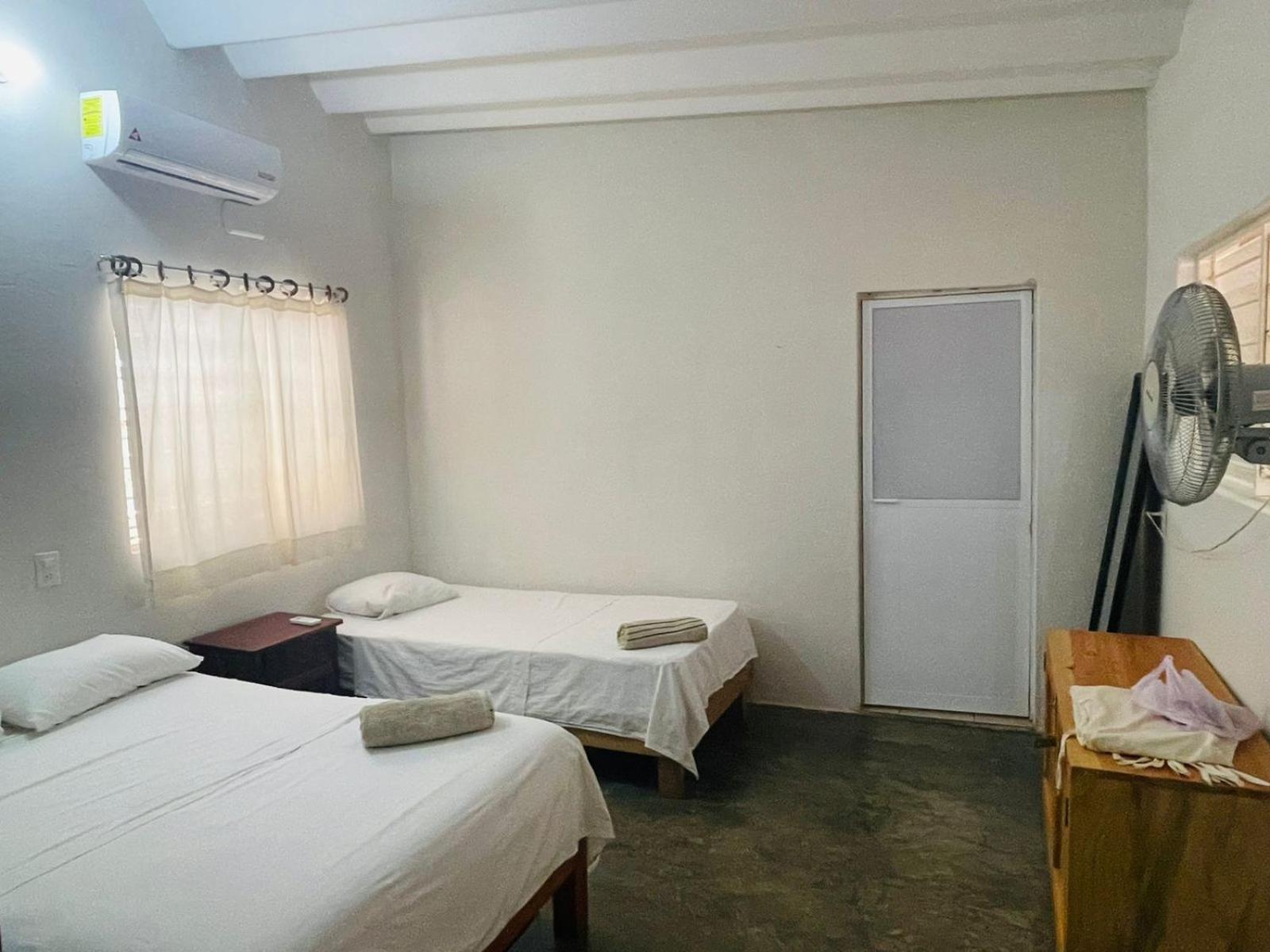 Casa Sixta A 7Min Del Aeropuerto Internacional Pmx Y 2 Cuadras Terminal Autob Ado Hotell Puerto Escondido  Eksteriør bilde