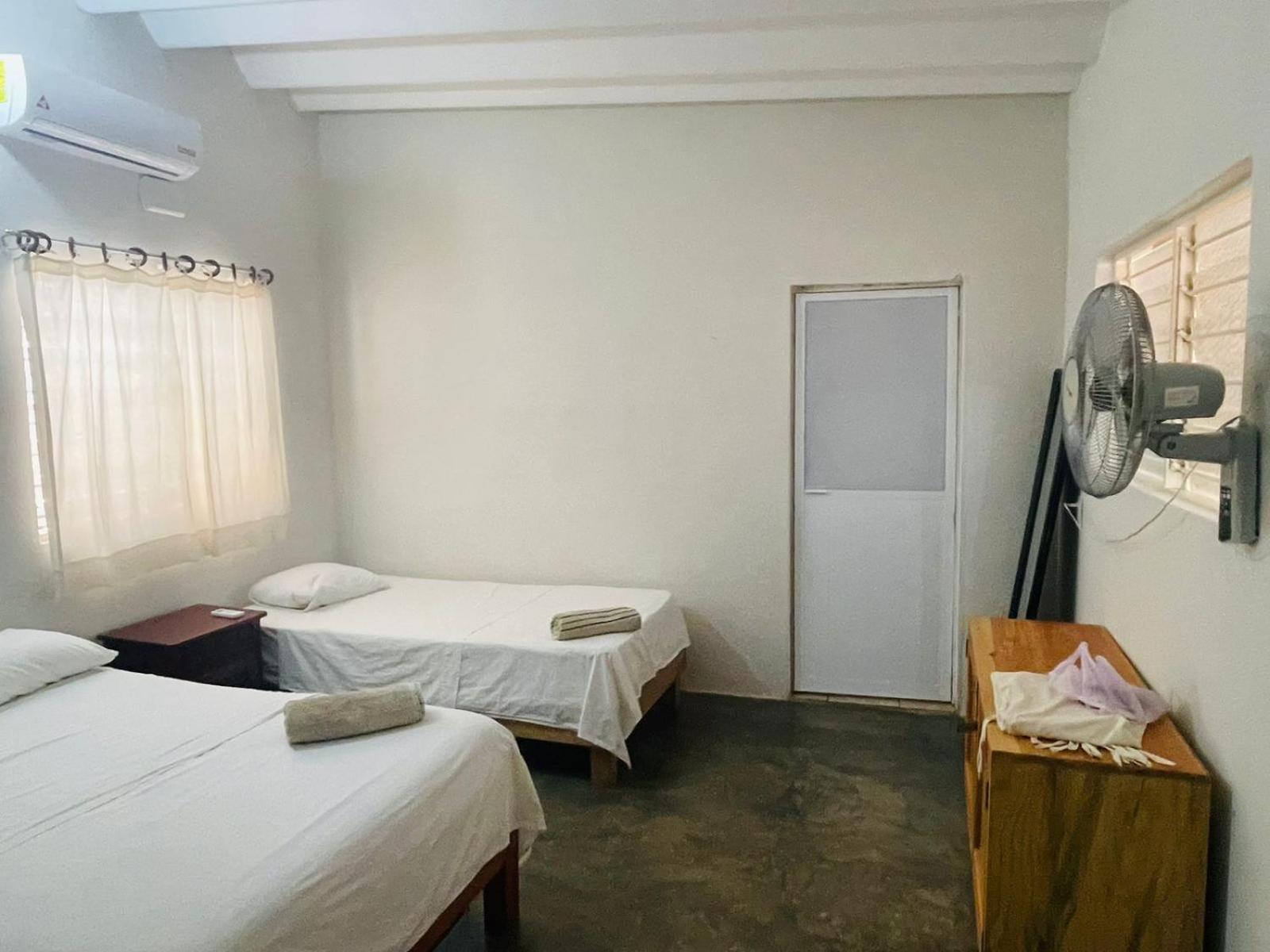Casa Sixta A 7Min Del Aeropuerto Internacional Pmx Y 2 Cuadras Terminal Autob Ado Hotell Puerto Escondido  Eksteriør bilde